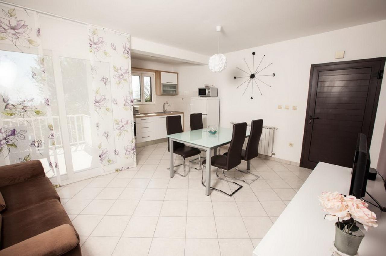 Apartment Green Oasis Split Extérieur photo